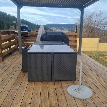 Le Canaillou بيت للعطل